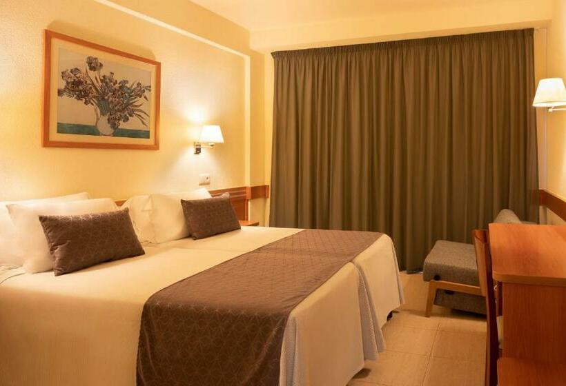 オーシャンビュースタンダードルーム, htop Pineda Palace & Spa 4* Sup - Adults Only