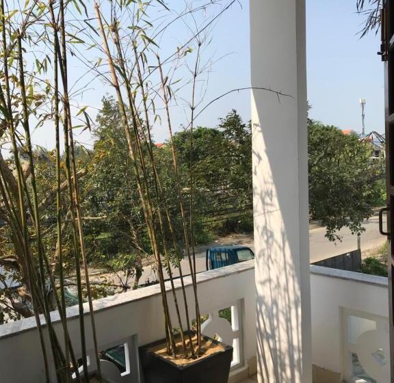 اتاق استاندارد با بالکن, Cheerful Hoi An Hostel
