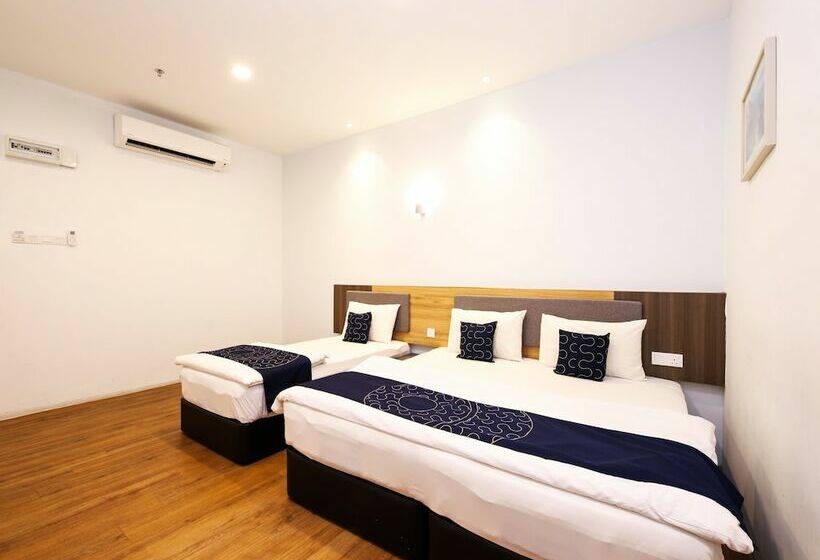 Трехместный Номер Deluxe, Agape Hotel Selayang
