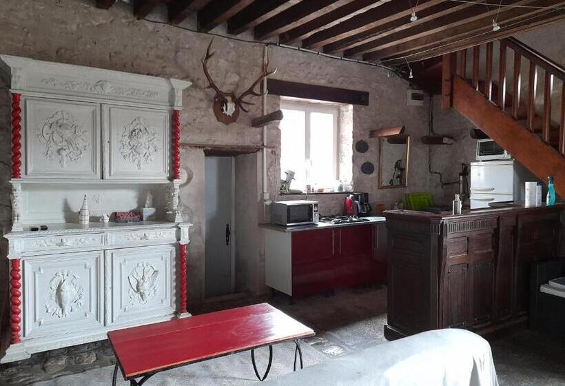 标准房带园景, La Ferme De L Isle Et Sa Roulotte