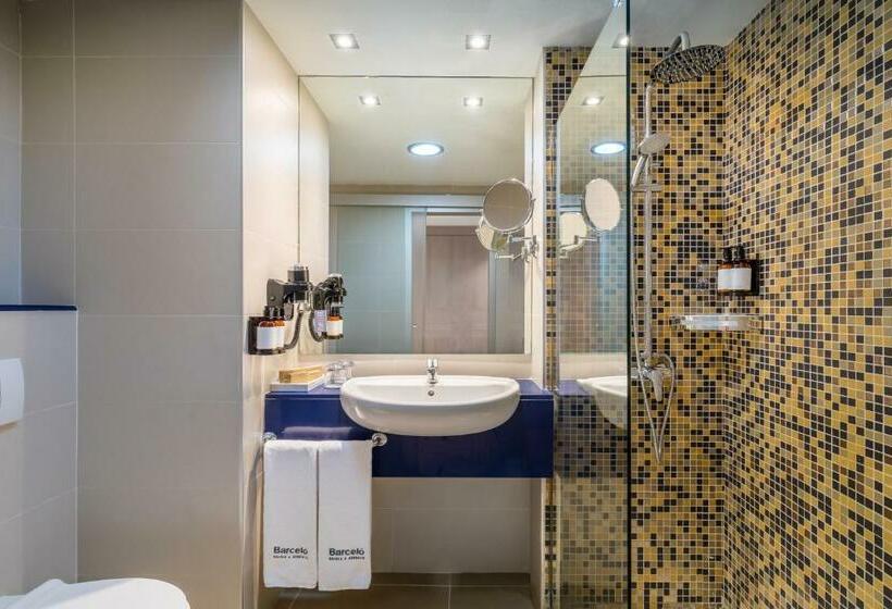 Habitación Familiar, Barceló Margaritas