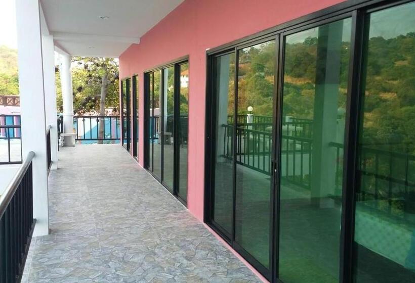 Номер Стандарт, Ocean View Resort   Koh Sichang