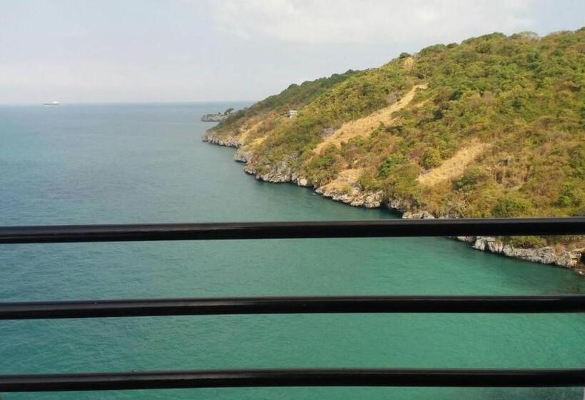 Номер Deluxe, Ocean View Resort   Koh Sichang