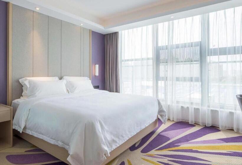 Номер Deluxe Кровать Кинг, Lavande Hotel Nanjing South Railway Station Dinghe Bridge