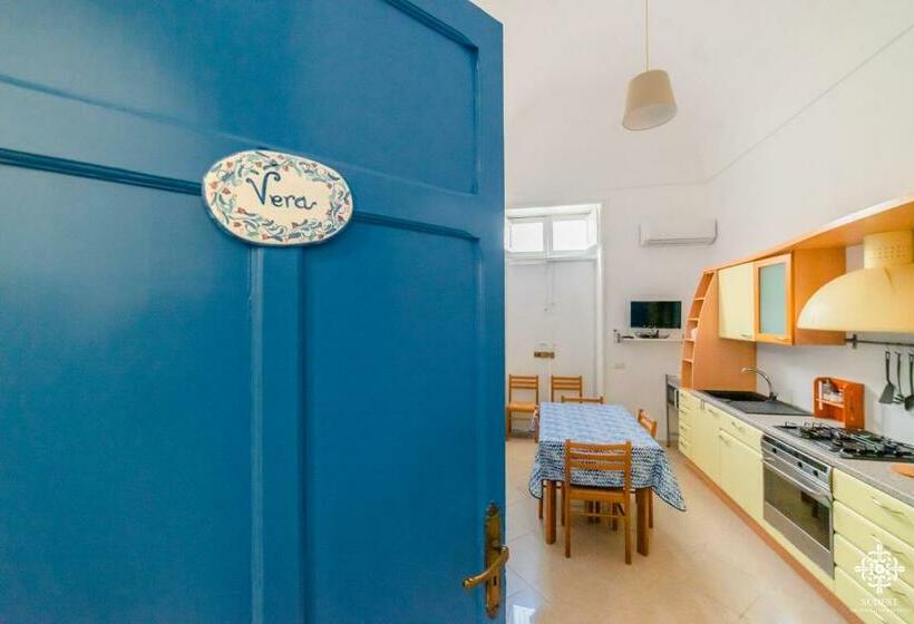 Апартаменты 1 Спальня Нижний Этаж, Le 4 Perle Apartments