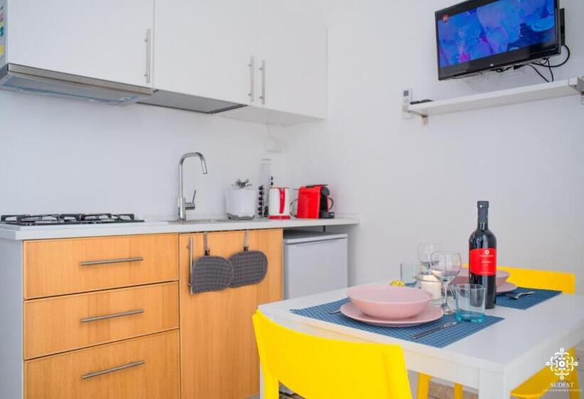 Апартаменты 1 Спальня с Балконом, Le 4 Perle Apartments