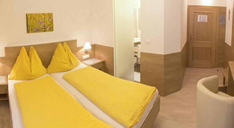スタンダードルーム, Gasthof Hotel Zur Linde