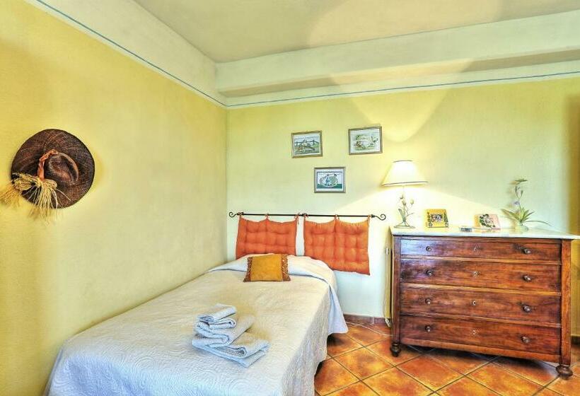 Апартаменты 1 Спальня Нижний Этаж, Appartamento Girasole   Agriturismo Le Selvole