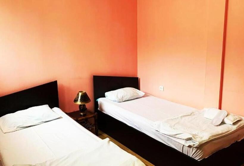 스탠다드 룸, Domino Yerevan Hostel