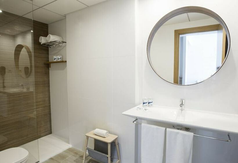 2침실 프리미엄 아파트, Aparthotel Cye Holiday Centre