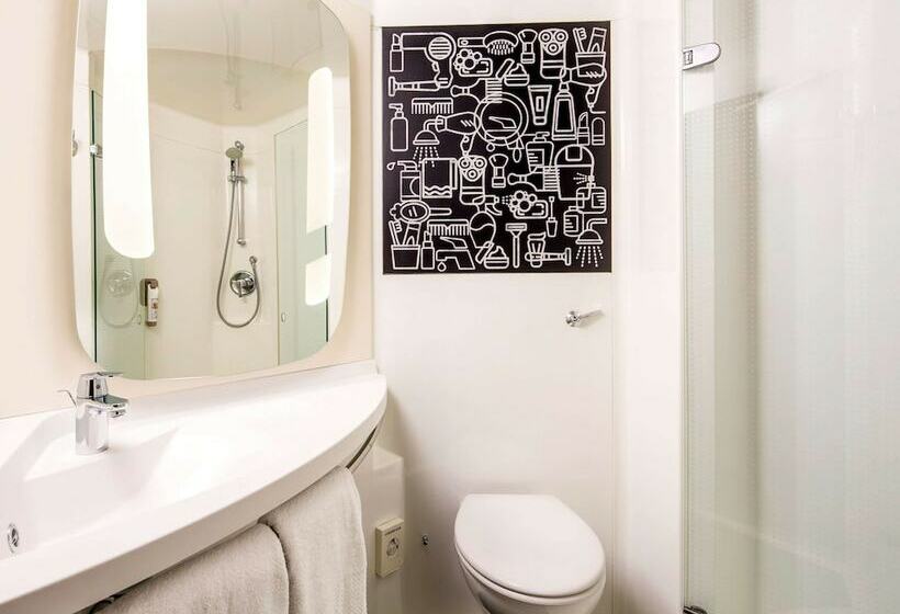 Семейный Номер, Ibis London Wembley