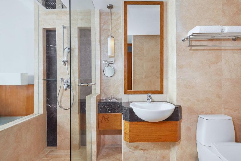 Номер Стандарт, Ibis London Wembley