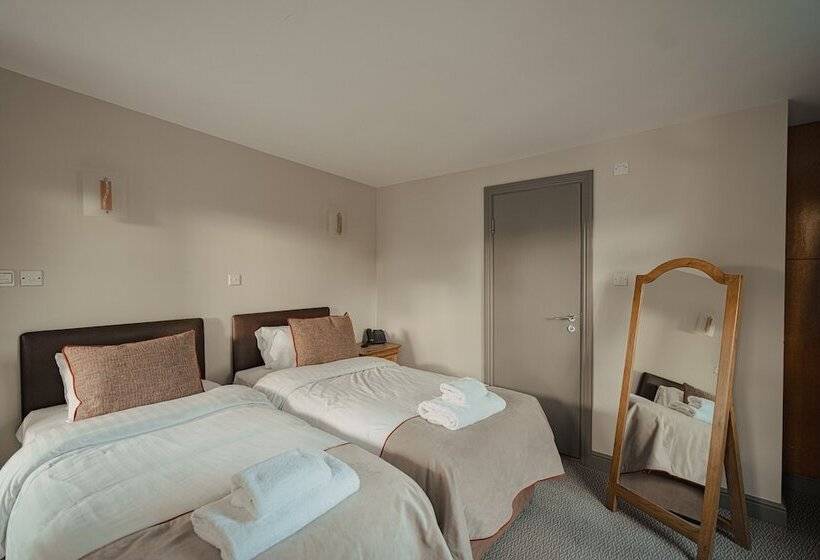 Номер Стандарт, Old Mill Hotel & Lodge
