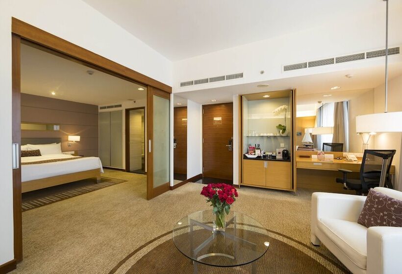 Президентский Люкс, Parkroyal Saigon