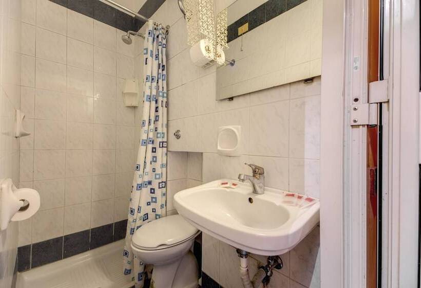 Habitación Estándar Individual, Planet