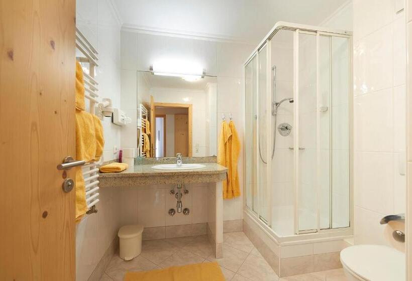 Апартаменты 2 Спальни с Террасой, Appartement Hotel Sonneck