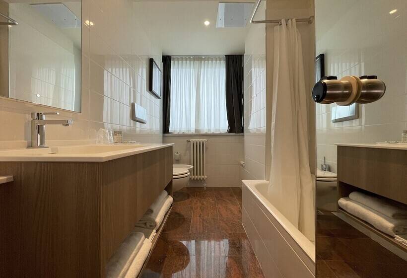Номер Стандарт, Crowne Plaza Milan Linate, An Ihg