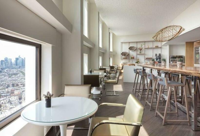 سوئیت با تخت بزرگ, Hyatt Regency Paris Etoile