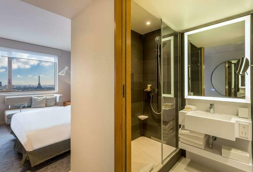 اتاق دلوکس با تخت کینگ و چشم‌انداز, Hyatt Regency Paris Etoile