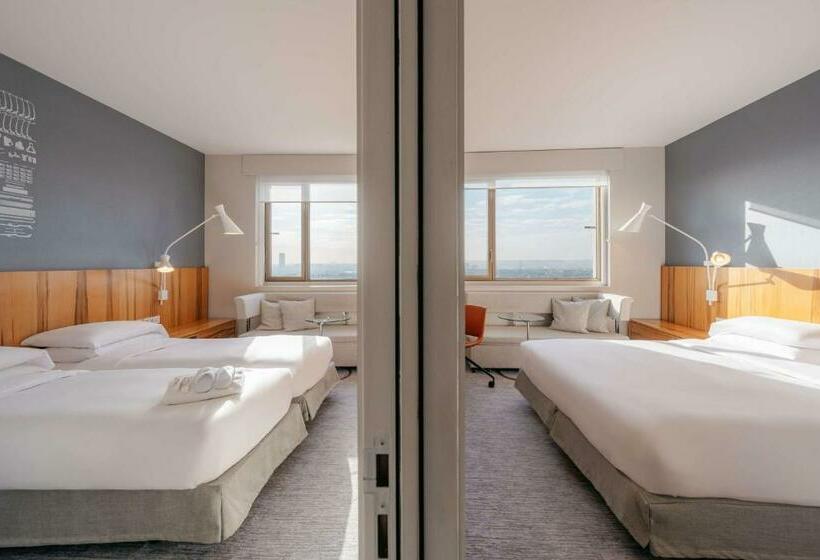 اتاق خانوادگی, Hyatt Regency Paris Etoile