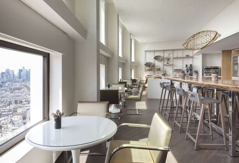 سوئیت پرزیدنت, Hyatt Regency Paris Etoile