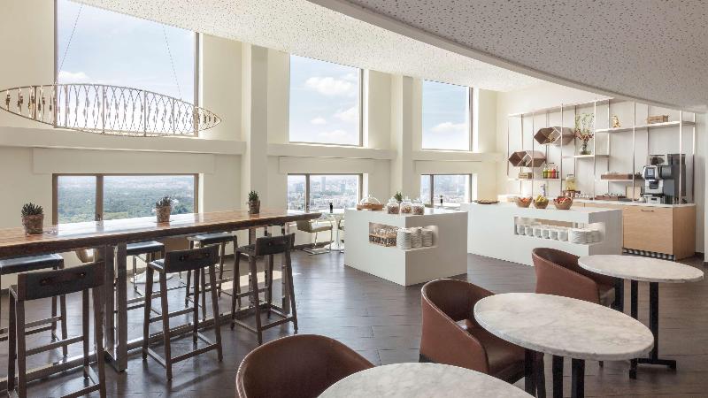 سوئیت پرزیدنت, Hyatt Regency Paris Etoile