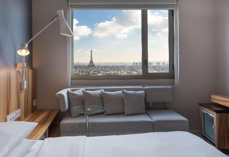 اتاق کلاب, Hyatt Regency Paris Etoile