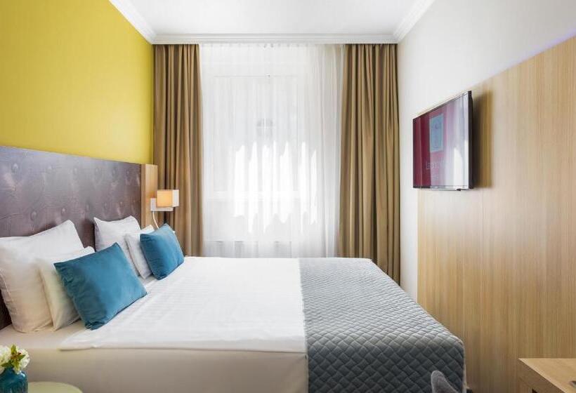 Номер Комфорт, Leonardo Hotel Budapest