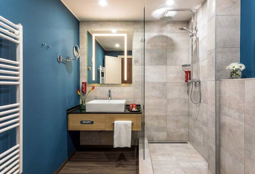 수피리어 룸, Leonardo Hotel Budapest