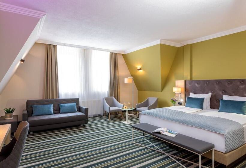 Трехместный Номер Superior, Leonardo Hotel Budapest