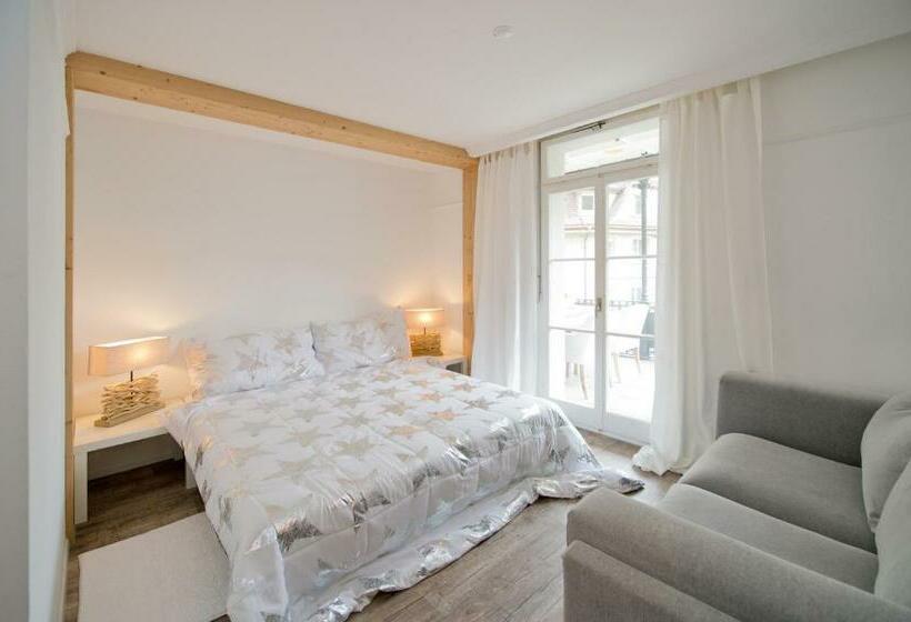 اتاق استاندارد با بالکن, Bellevue