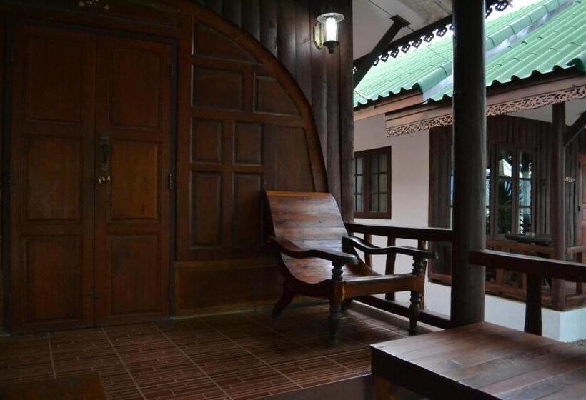 بنگله خانوادگی, Benjaporn Bungalow
