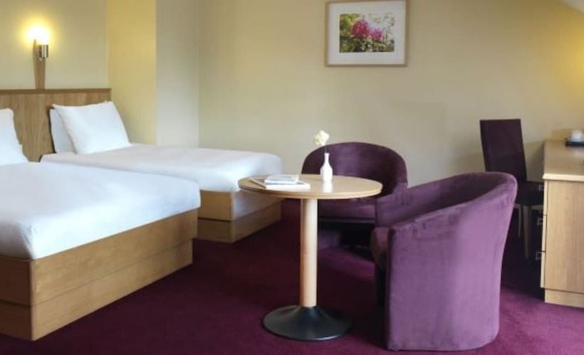 Номер Стандарт, Maldron Hotel, Newlands Cross