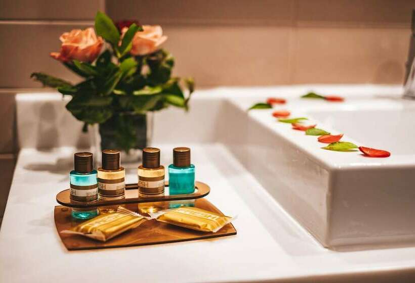 اتاق استاندارد با چشم‌انداز دریا, Rosa Beach Thalasso and Spa