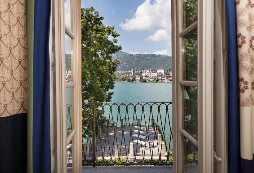 Suite with lake view, B&b Al Dom