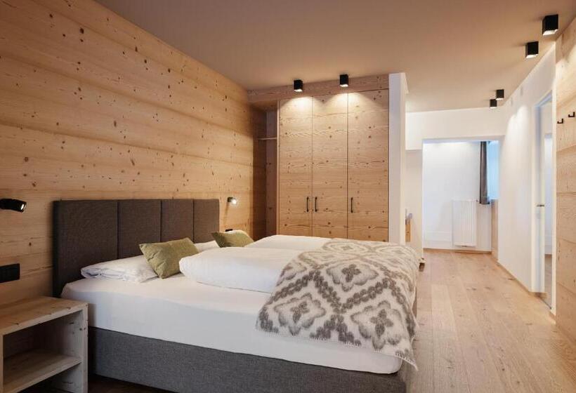 Номер Superior с Балконом, Berghotel Sanví