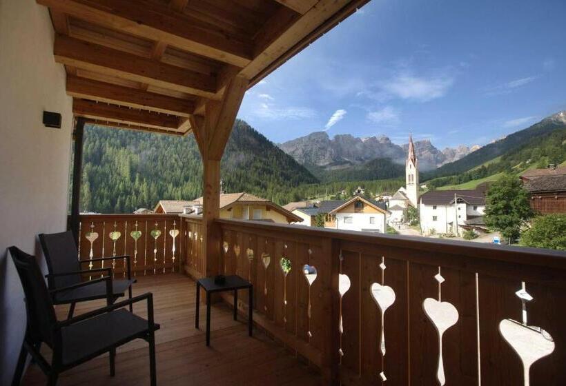 Номер Superior с Балконом, Berghotel Sanví