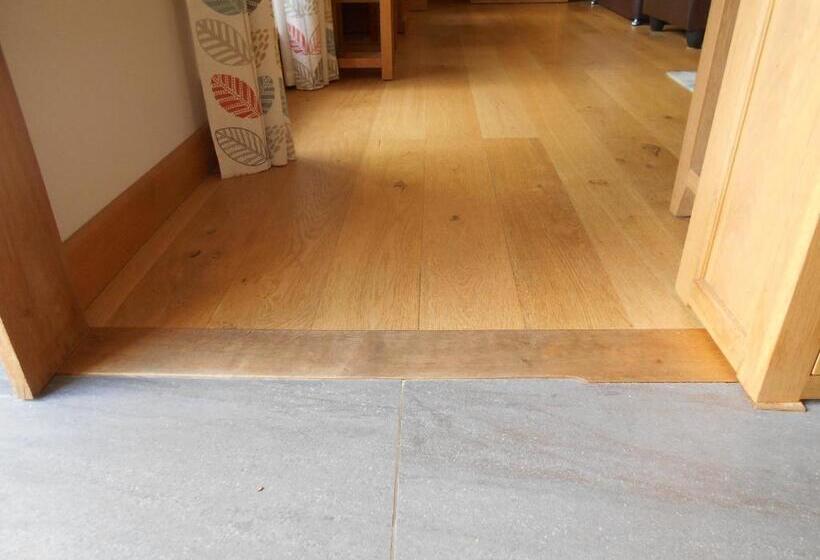キャビン, Cotenham Barn