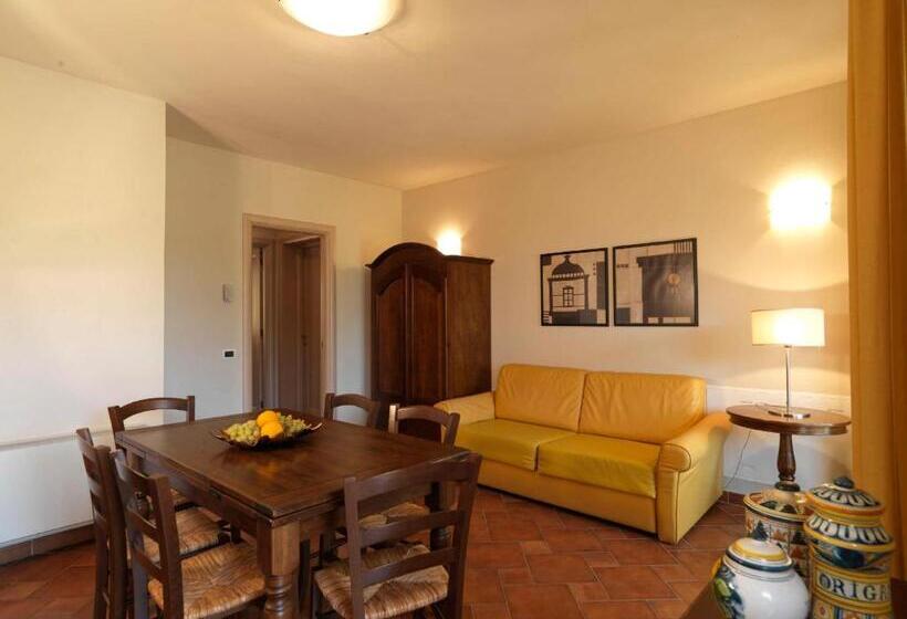 Апартаменты 2 Спальни, Le Corti Del Sole Residence