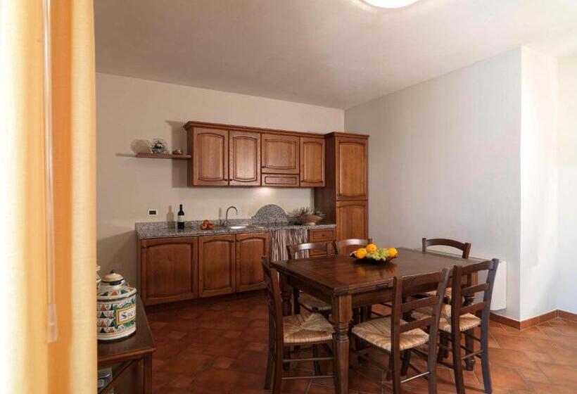Апартаменты 2 Спальни, Le Corti Del Sole Residence