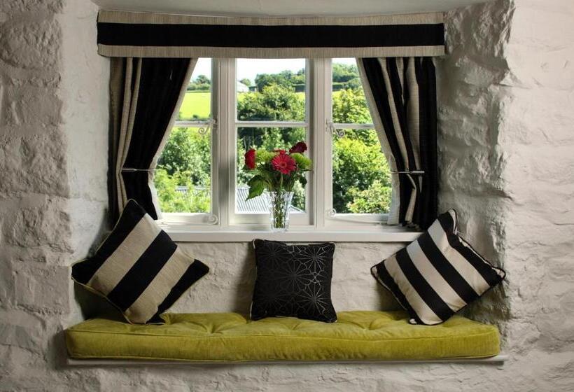 Номер Стандарт Вид на Сад, The Oxenham Arms Hotel Devon