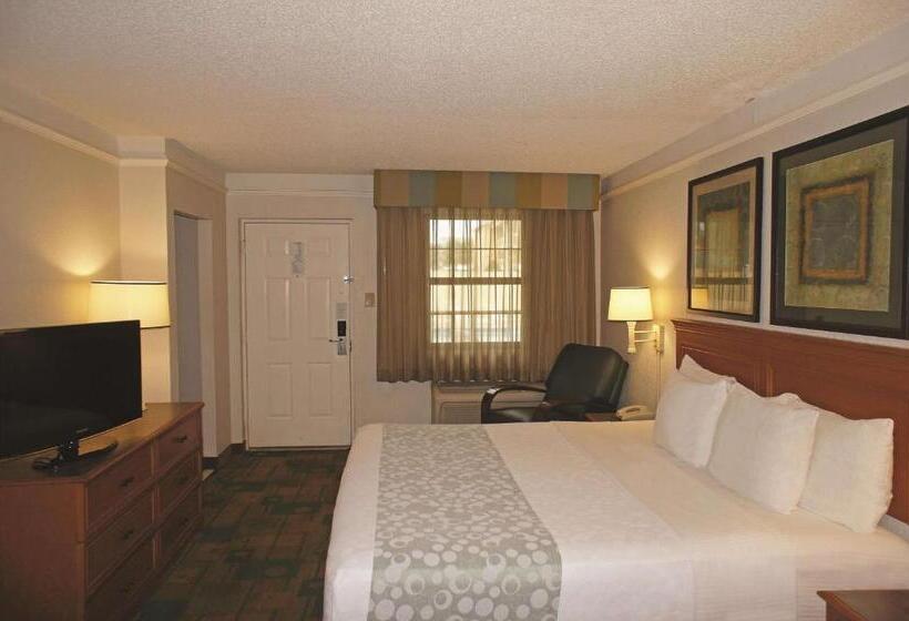 חדר סטנדרט עם מיטת קינג, La Quinta Inn By Wyndham Pensacola
