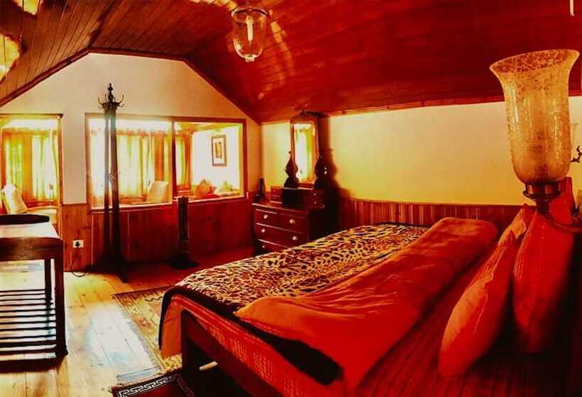 오두막, Banjara Camp And Retreat Sangla