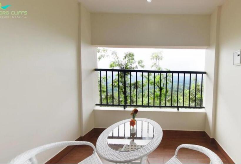 带大床的标准间, Coorg Cliffs Resorts