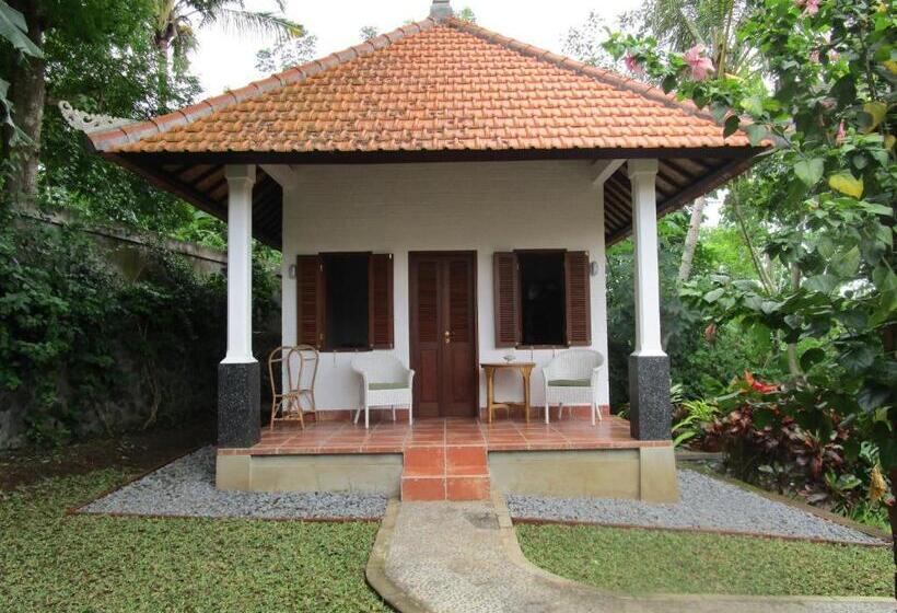 スタンダードバンガロー, Bukit Asri Lodge