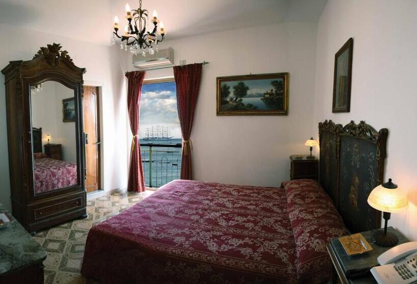 Классический Номер Вид на Море, La Riva