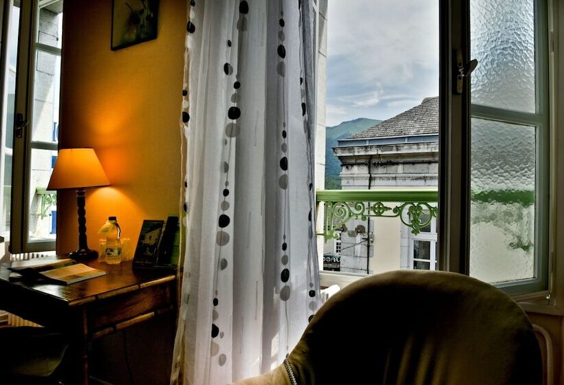 Номер Стандарт, Logis Hôtel De France