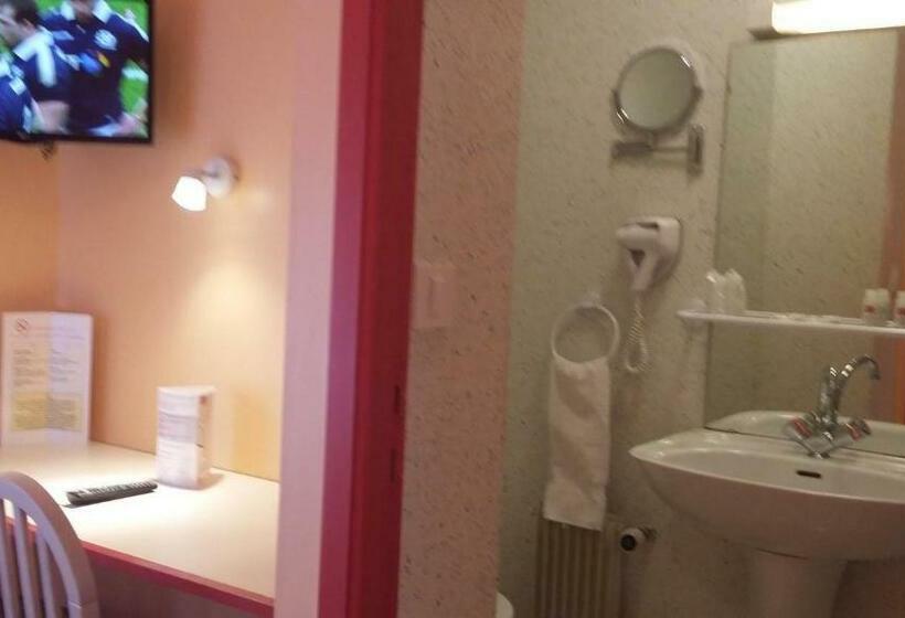 Номер Стандарт, Maison Hôtel Aux Cerisiers