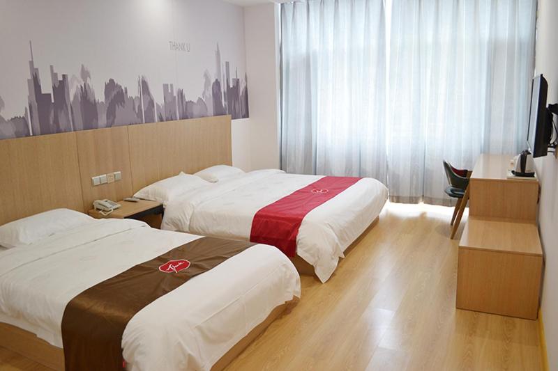 Семейный Номер, Thank Inn Chain Hotel Zhangjiakou Zhangbei County Tianbao New City