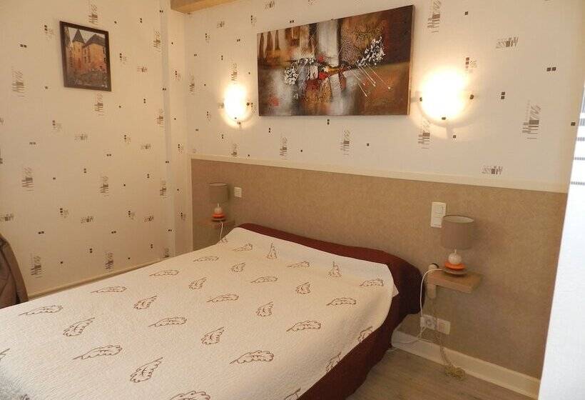 اتاق راحتی, Hôtel Belle Vue